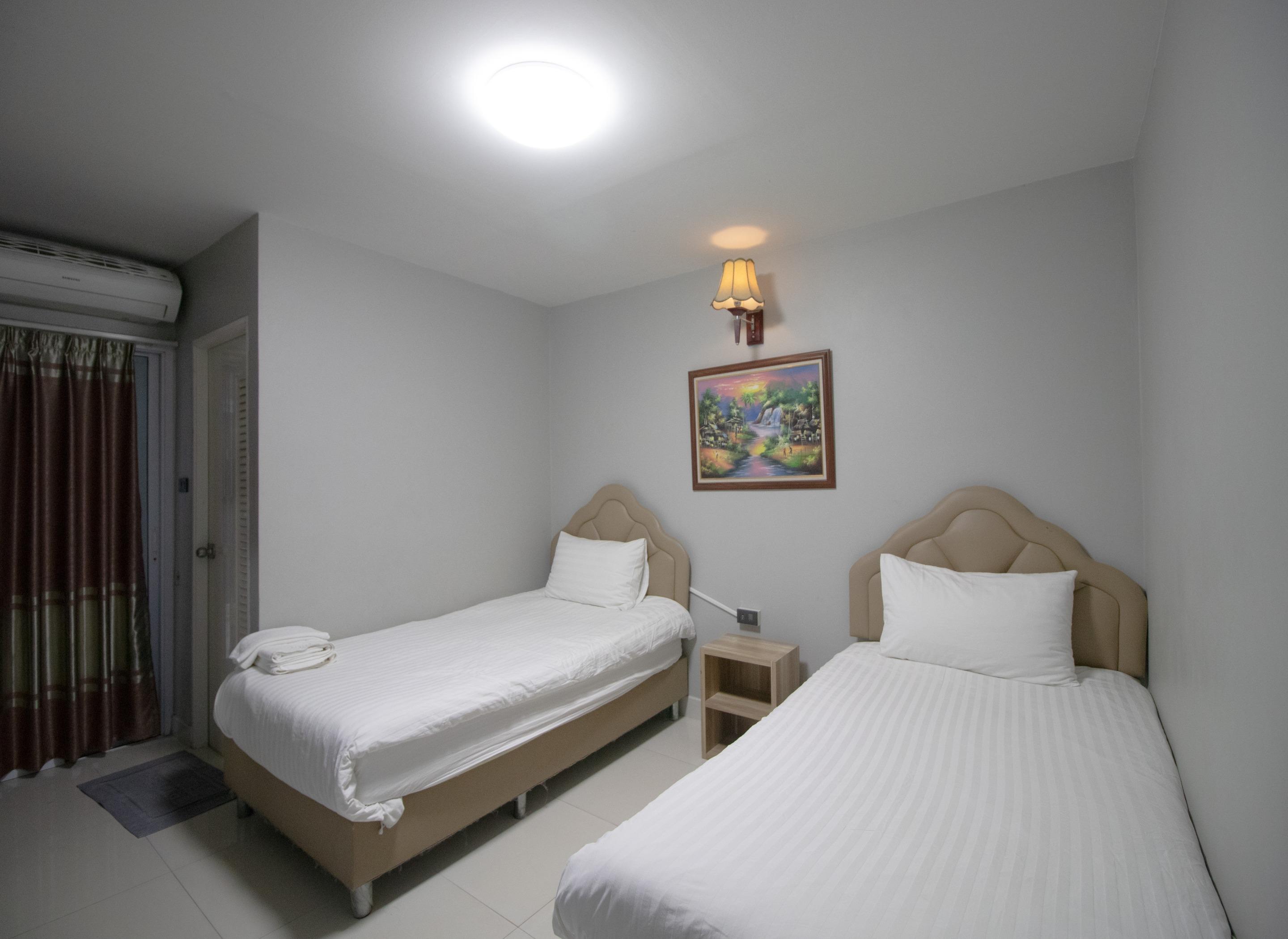 Kun Hotel Nakhon Ratchasima Bagian luar foto