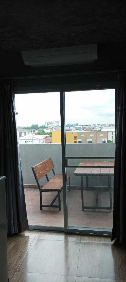 Kun Hotel Nakhon Ratchasima Bagian luar foto